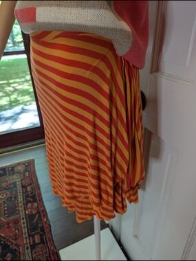 Y2K Does 80s Striped Orange and Pink Asymmetrical Layered Skirt